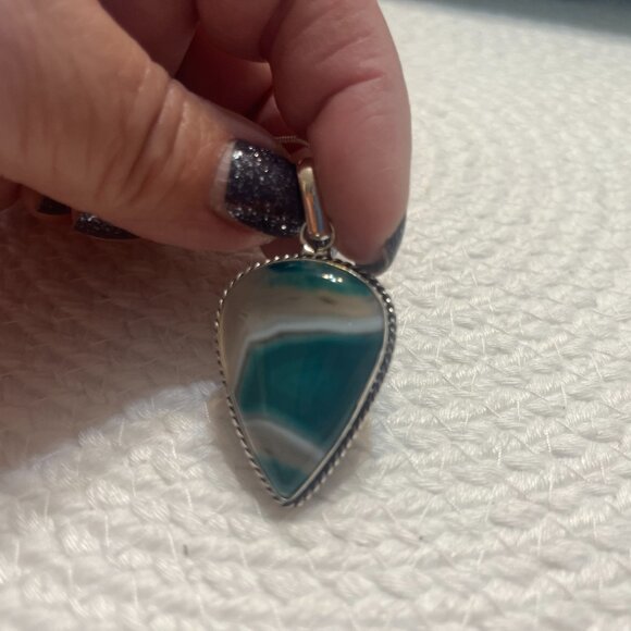 Stunning GREEN BOTSWANA AGATE Handmade Sterling 925 Pendant/Chain #123D - Picture 2 of 3